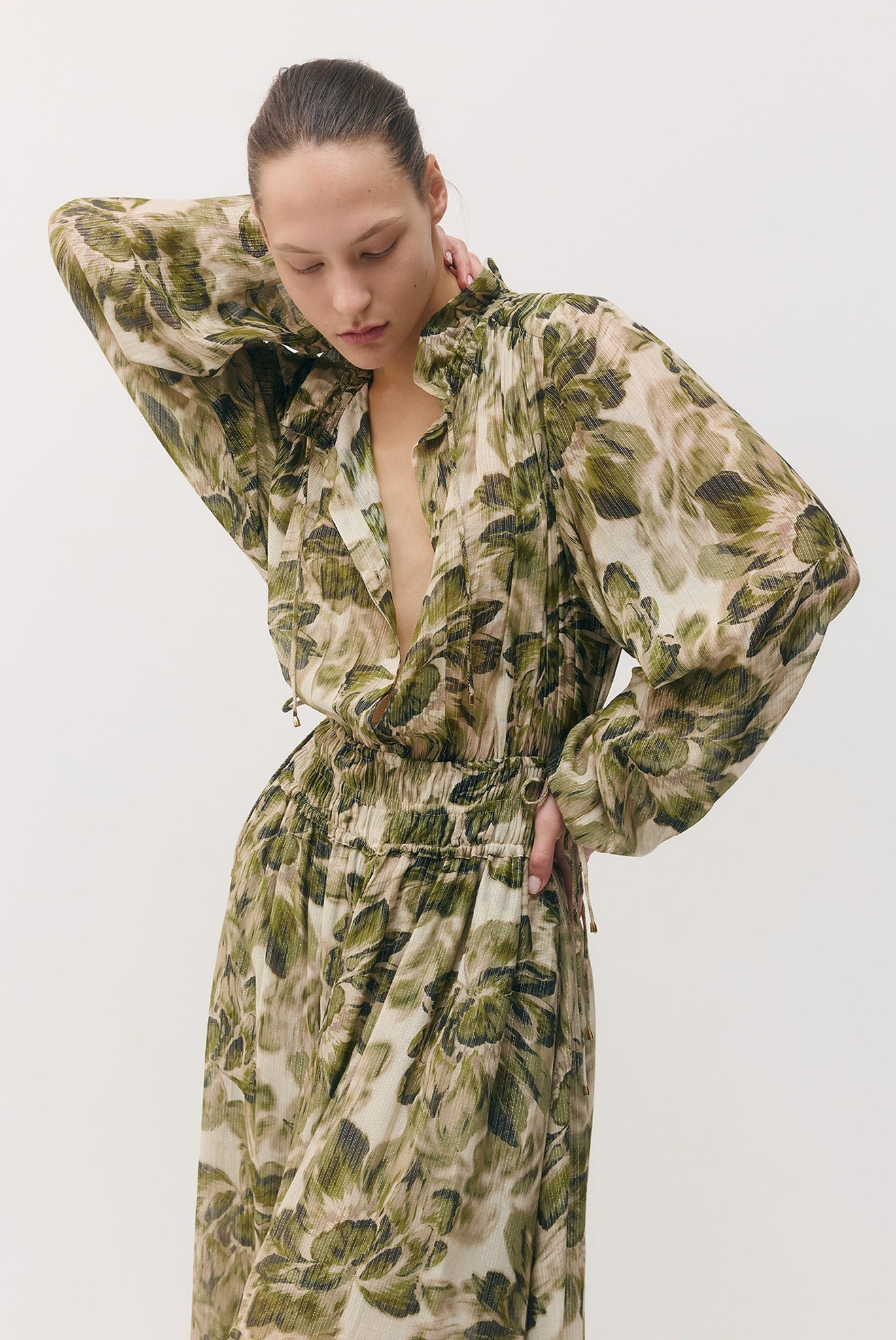 SABINA MUSAYEV - silk_blend_printed_chiffon_golden_olive_fw_26_27