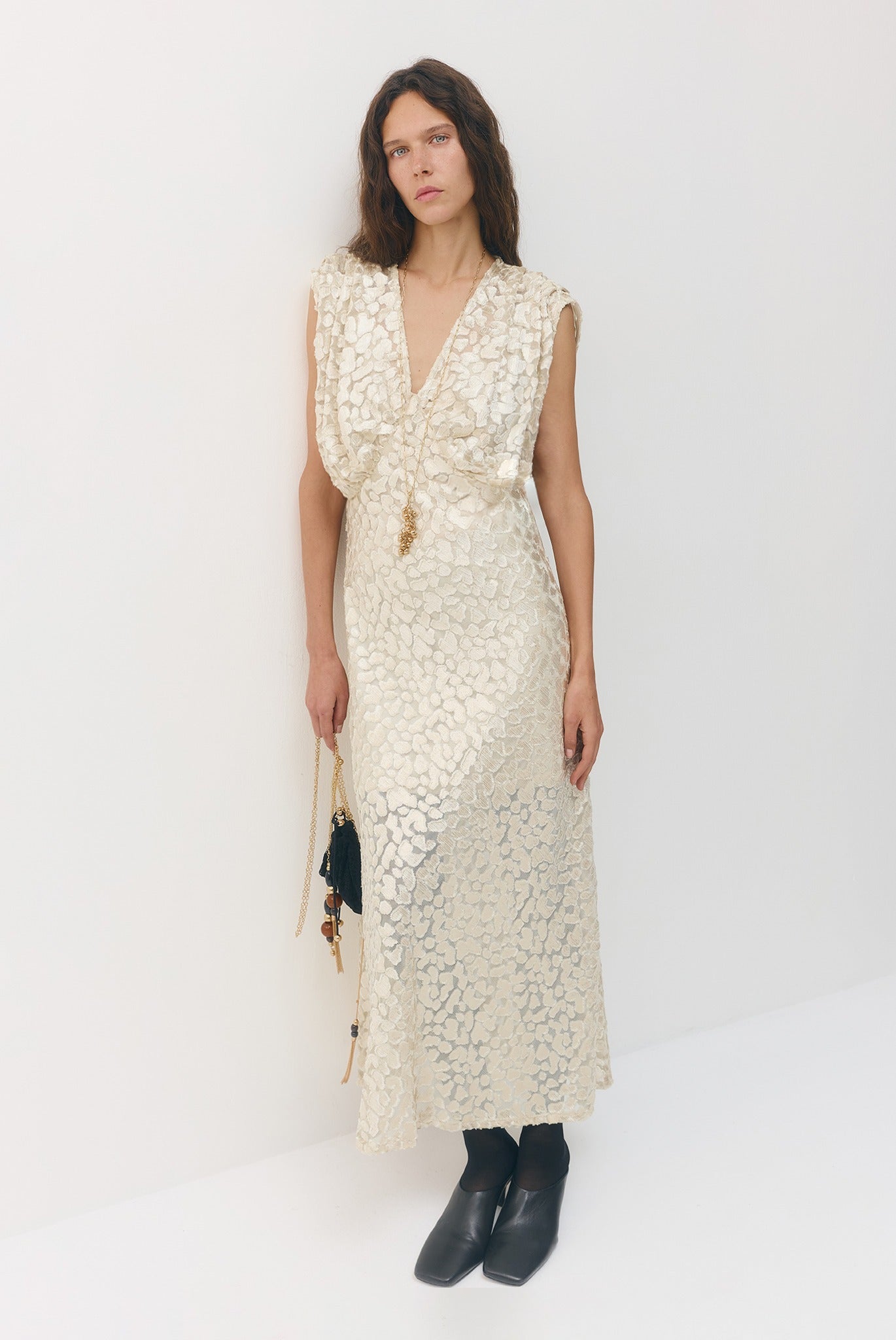 SABINA MUSAYEV - devore_w_foil_cava_fw_26_27